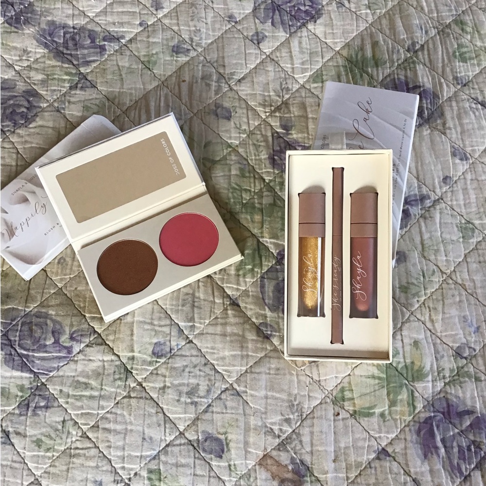 Dose Of Colors LE Bridal trio, blush + glow set Makeupbyshayla New Price Firm